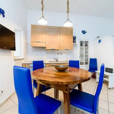 Estate4home - Casa Annalu בית נופש *