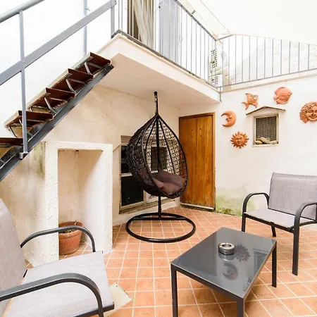 Hébergement de vacances Estate4home - Casa Annalù *